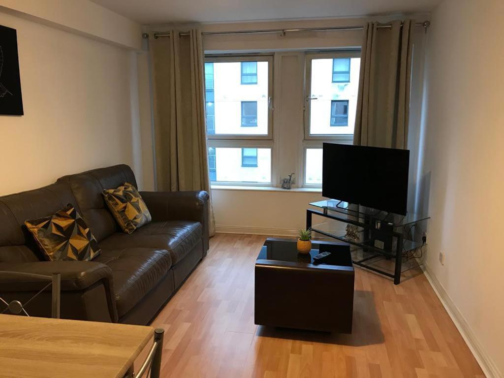 Apex Wallace St Apartment Глазгоу Екстериор снимка