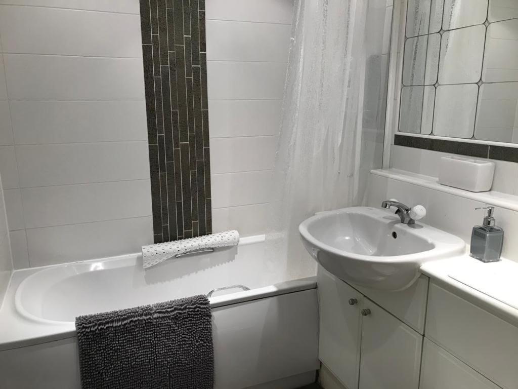 Apex Wallace St Apartment Глазгоу Екстериор снимка